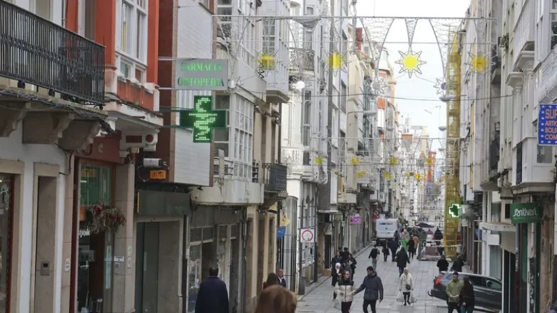 En la calle Real de Ferrol también se han reformado pisos que salen a la venta por 335.000. JOSE PARDO